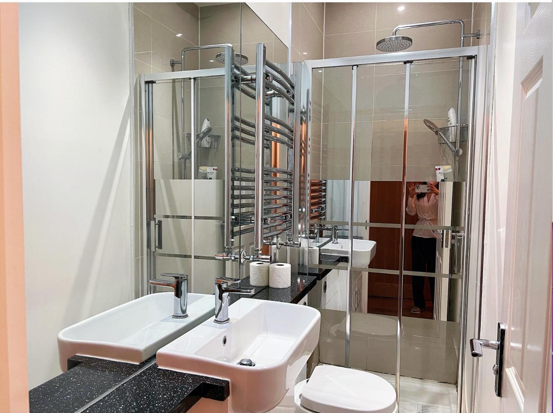 Lovely 2 Bedroom Garden Flat In ลอนดอน ภายนอก รูปภาพ